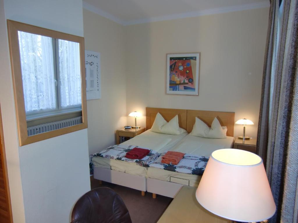 Hotel Tagungshaus Tiergarten Berlín Pokoj fotografie